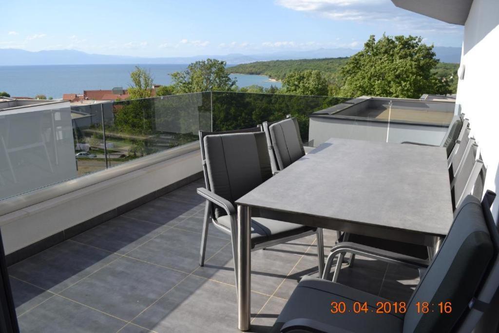 My Paradies - Njivice Penthouse*** エクステリア 写真